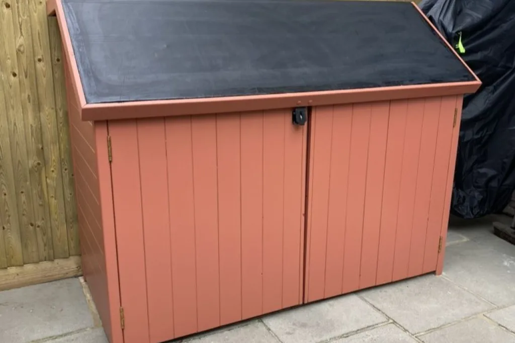 Repainted Spokeshed 3 Closed