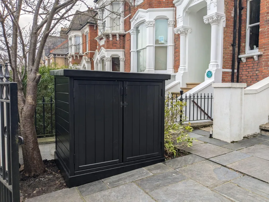 Closed Binstore in Blackdown